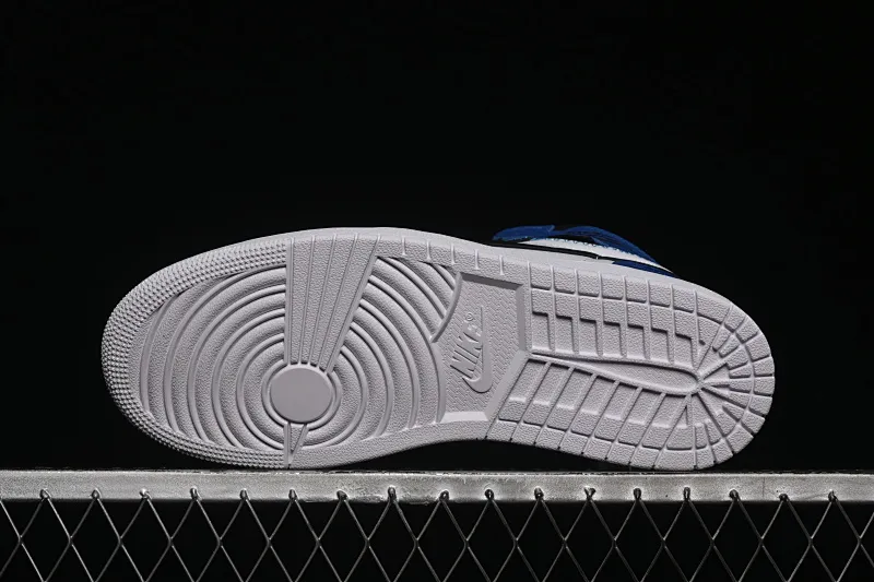 All categories Air Jordan Jordan series basketball shoes Air Jordan 1 High Fragment x Union x Air Jordan 1 Retro AJ1 Joe 1 new deconstructed royal blue high-top basketball shoes IO7847-001